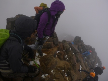 0Los Ilinizas, Ecuador, hard climbing until "la cumbre"
