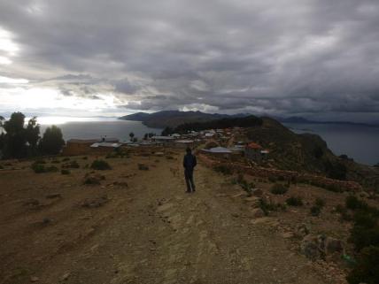 Isla del Sol, Titicaca lake, sun rise, Bolivia