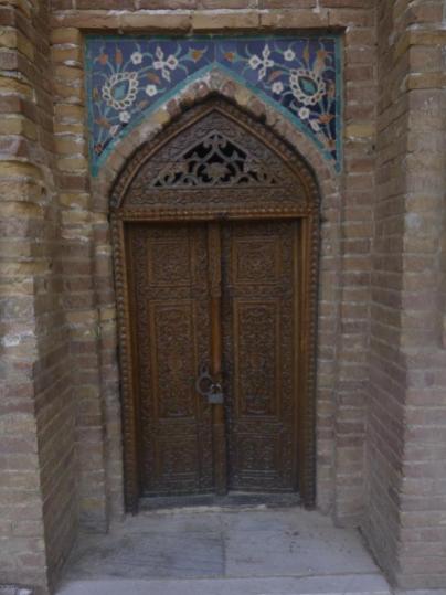 Door in Samarcand, Uzbekistan